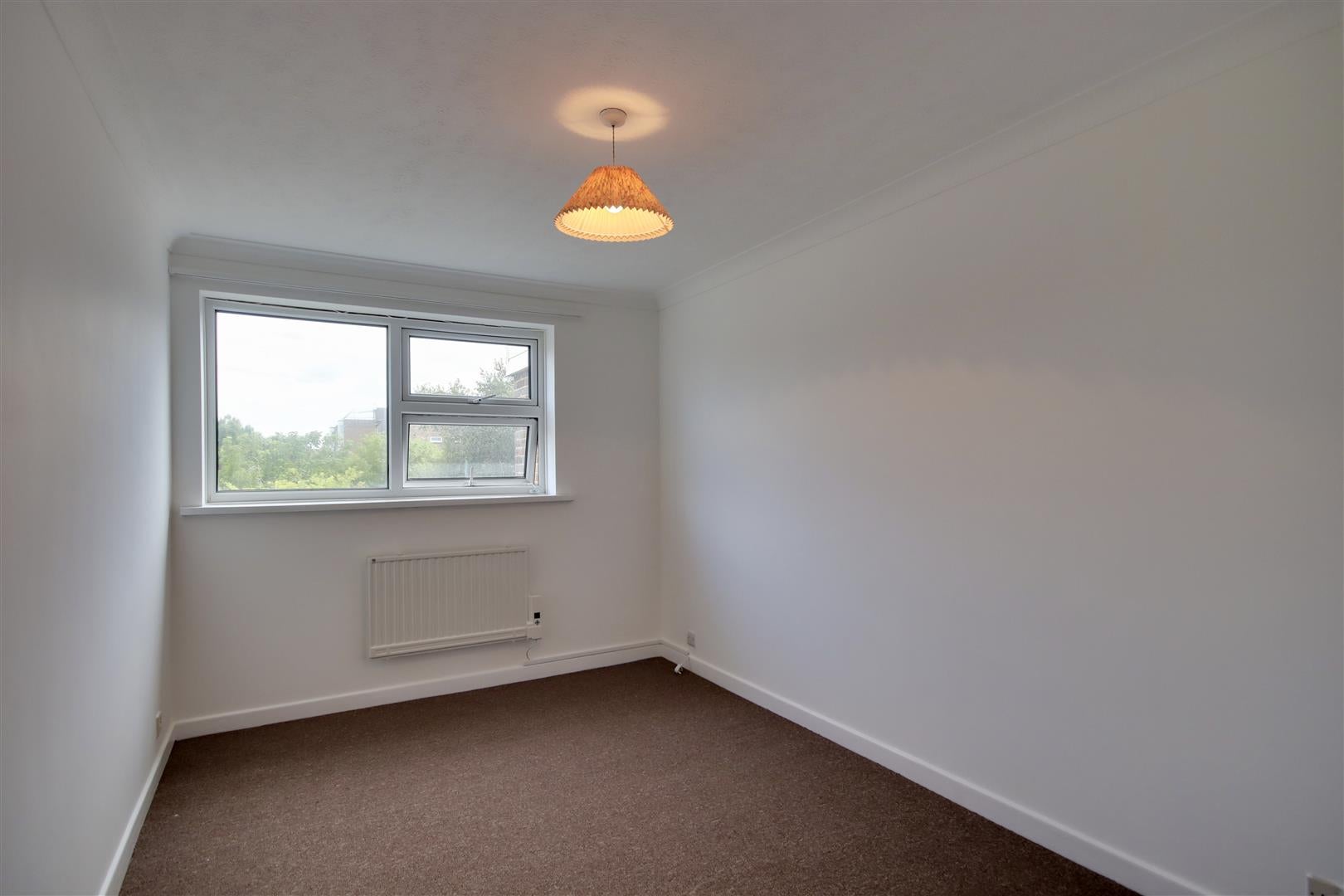 Flat Downview Road in Worthing