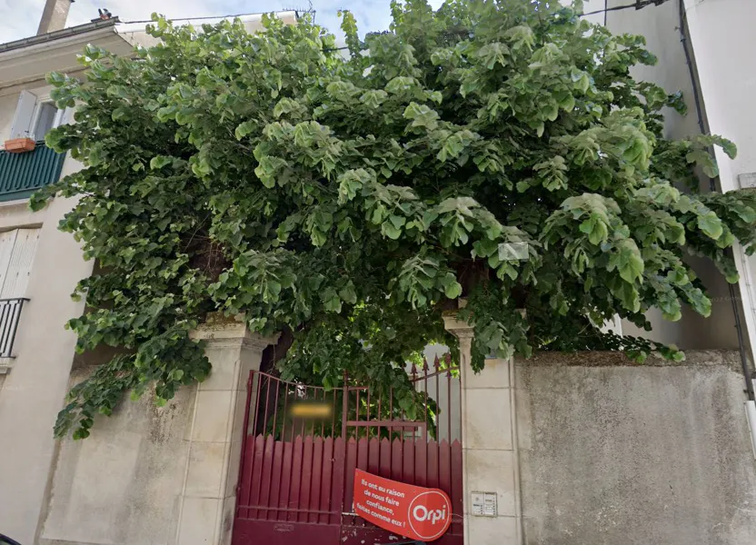 Room Rue George Sand in Tours