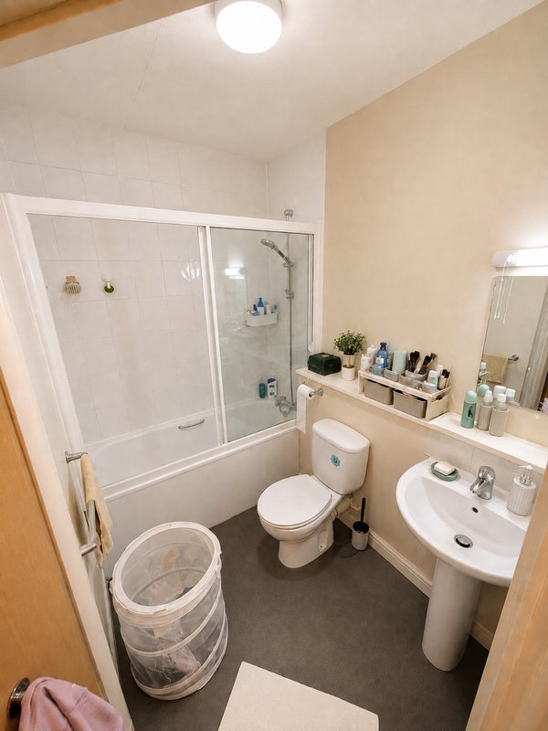 Room Great Suffolk Street in Greater London