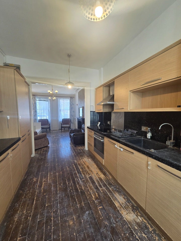 Flat Sussex Gardens in City of Westminster