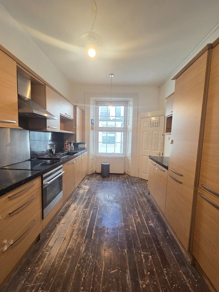 Flat Sussex Gardens in City of Westminster