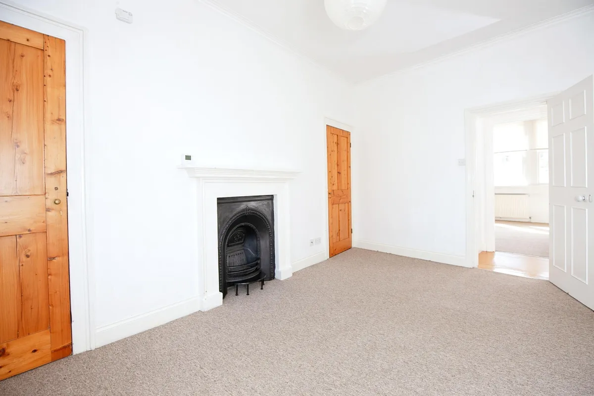Flat Bathwick Street in Bath