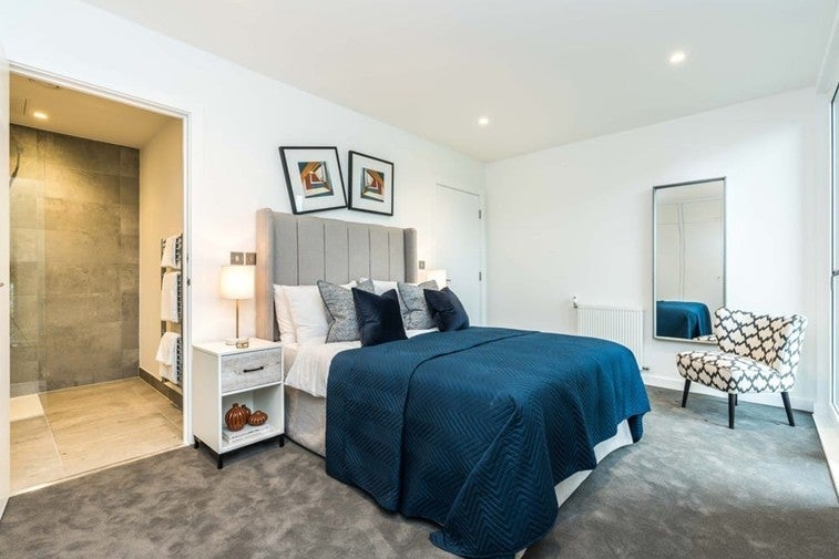 Room Lollard Street in Greater London