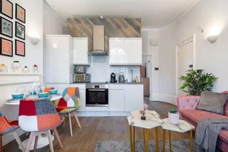 Flat Regent Square in Greater London