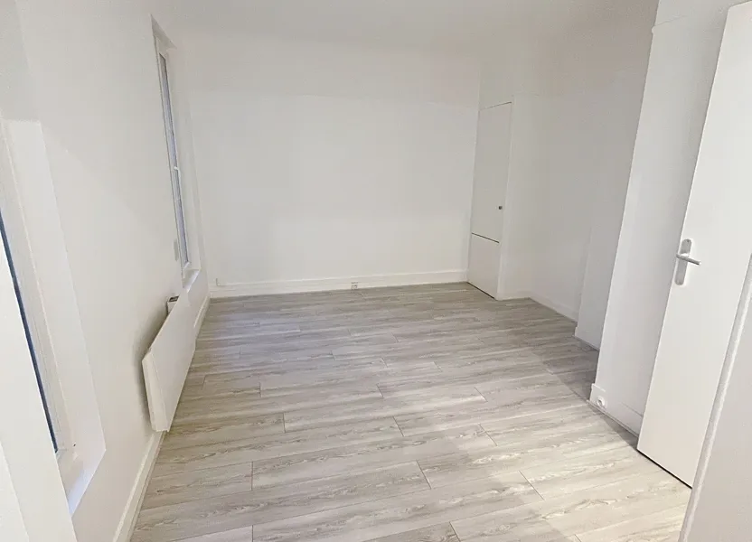 Chambre Rue Pasteur à Choisy-le-Roi