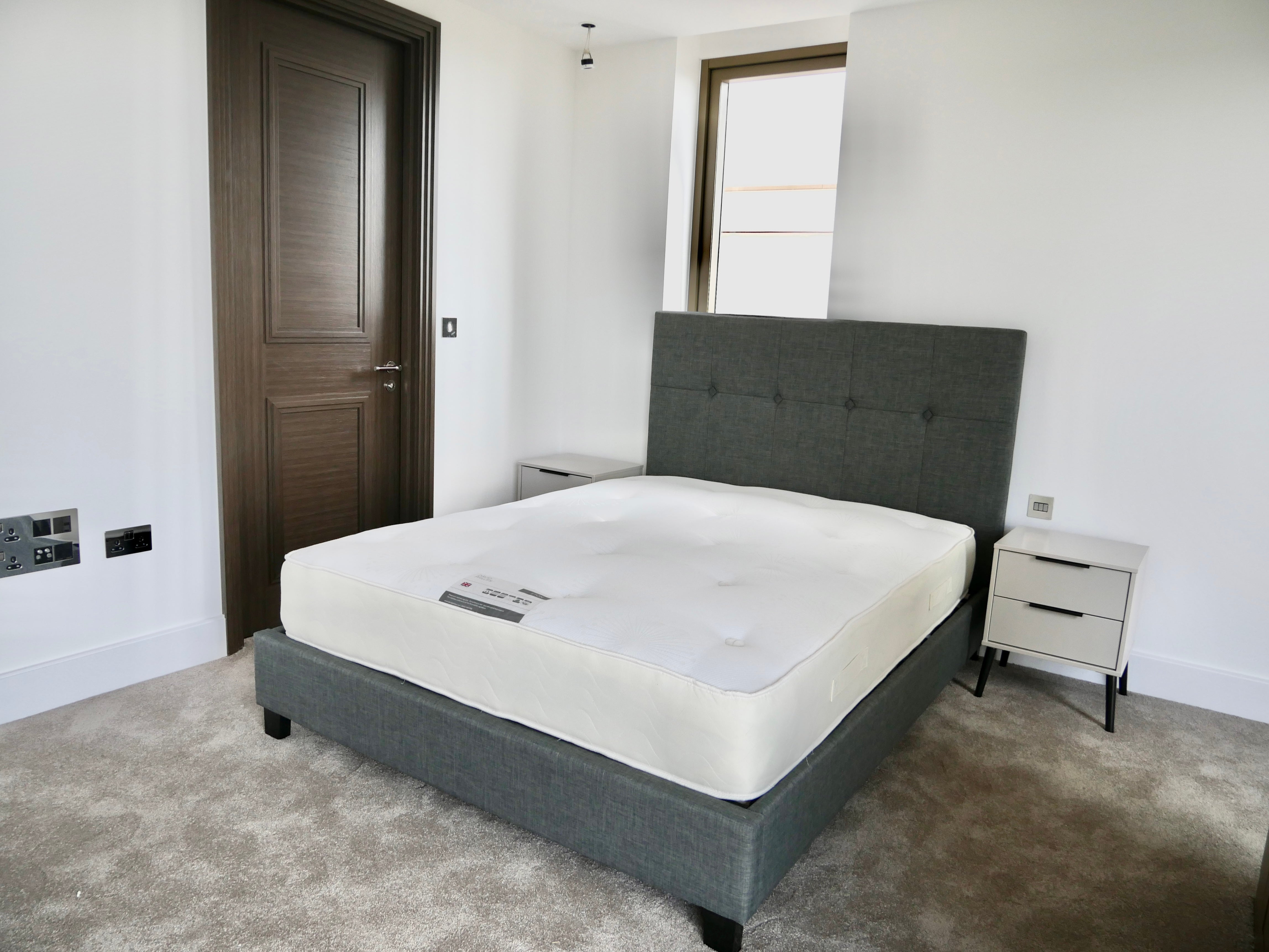 Flat Warwick Lane in Greater London