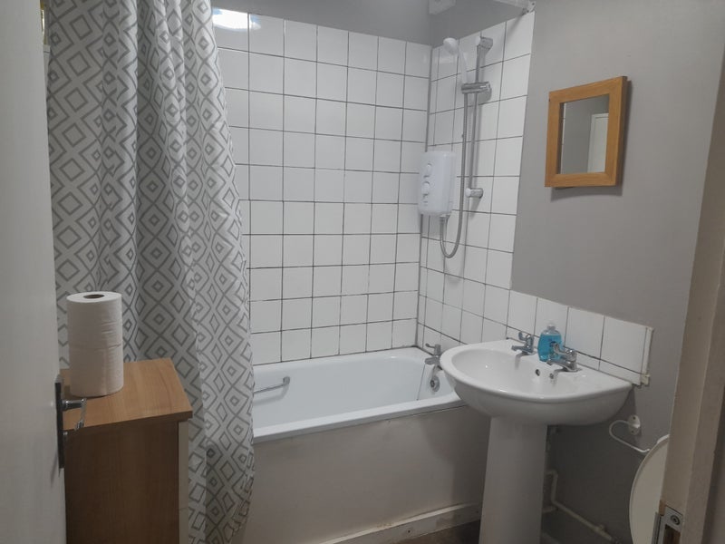 Flat Gandhi Close in Greater London