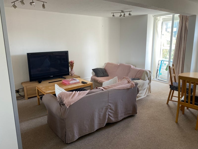 Room Sullivan Close in Greater London