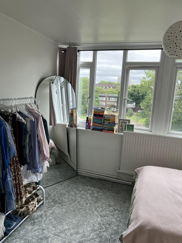 Room Carey Gardens in Greater London