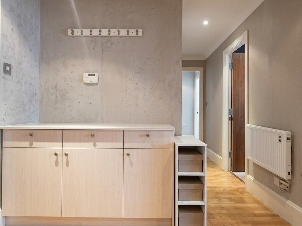 Flat Forum Magnum Square in Greater London