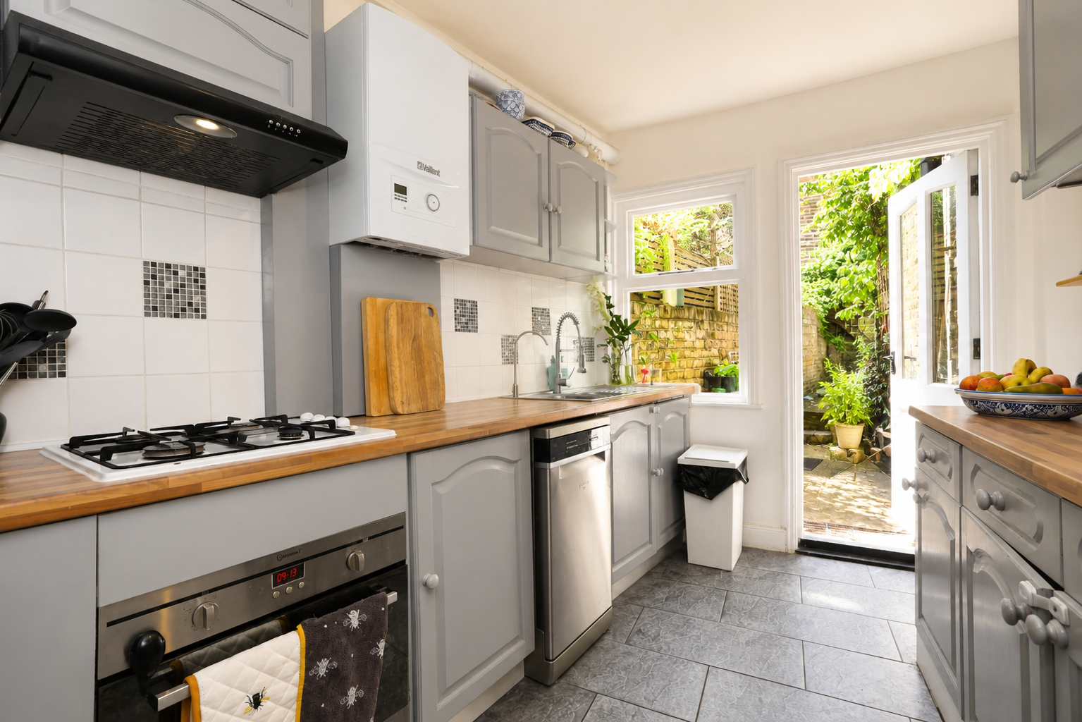House Chaucer Road in Greater London