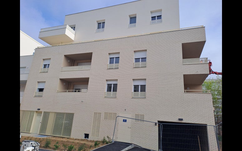 Flat Rue de l'Avre in Les Clayes-sous-Bois