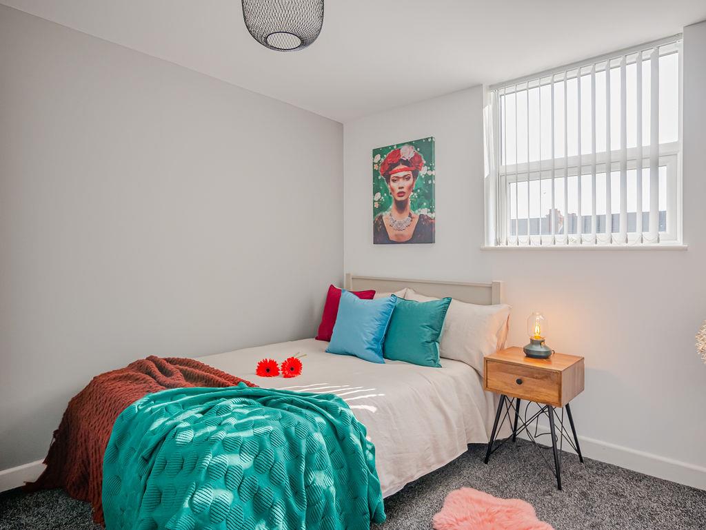 Room Argyll Street in Coventry