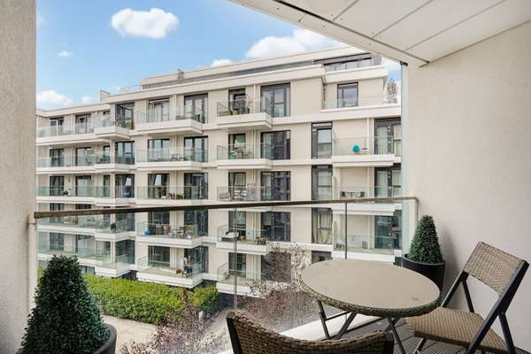 Flat Wandsworth Road in Greater London