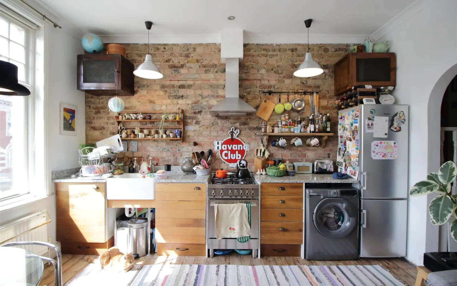 Flat Acre Lane in Greater London