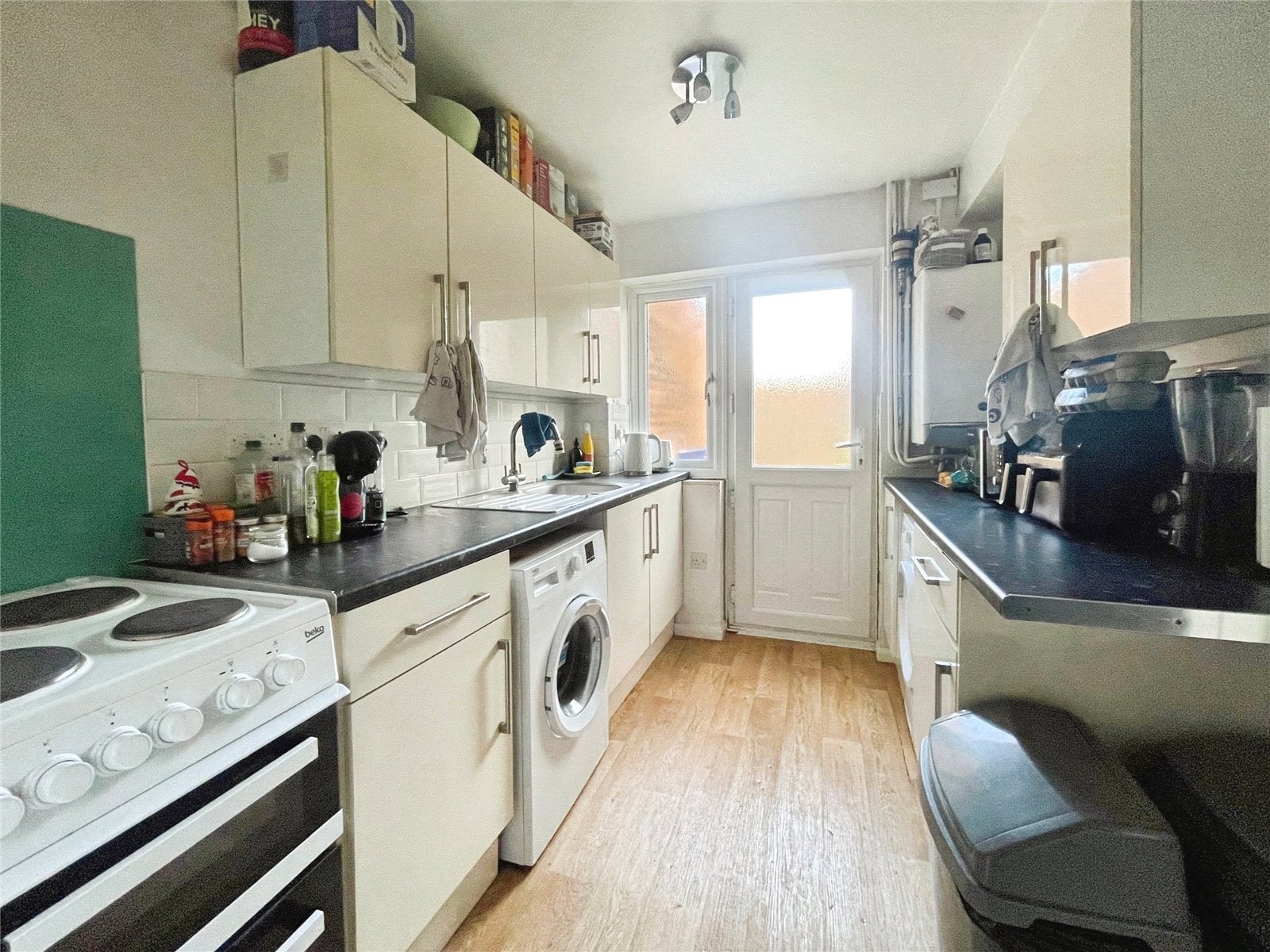 Flat Linden Court in Borough of Runnymede