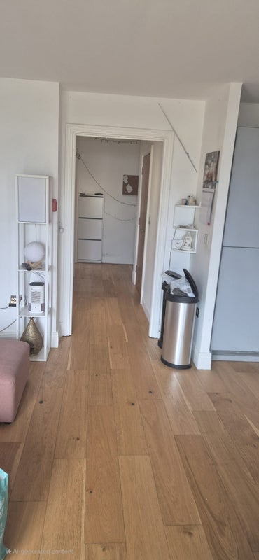 Room Erebus Drive in Greater London
