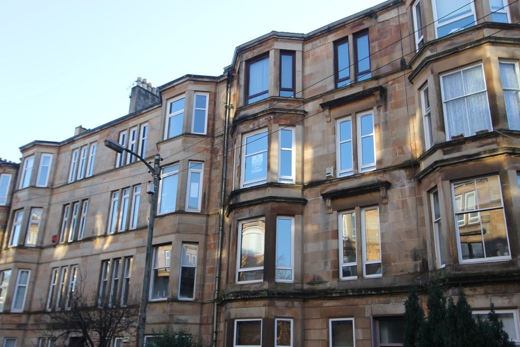 Flat Garthland Drive in Glasgow