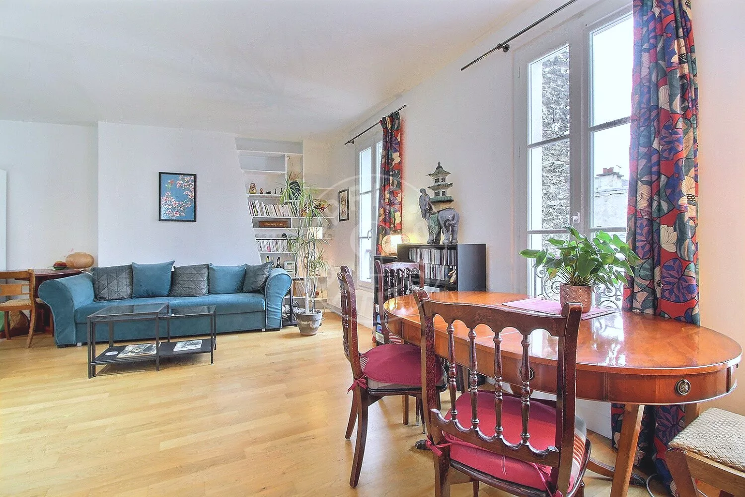 Flat Boulevard du Montparnasse in Paris