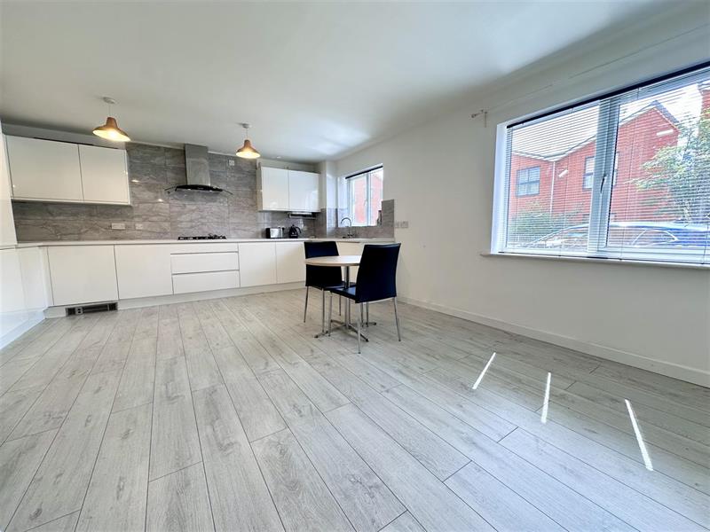 Flat Loxford Street in Manchester