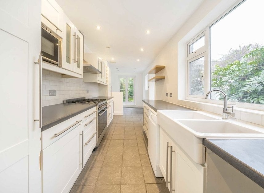 House Puller Road in Greater London