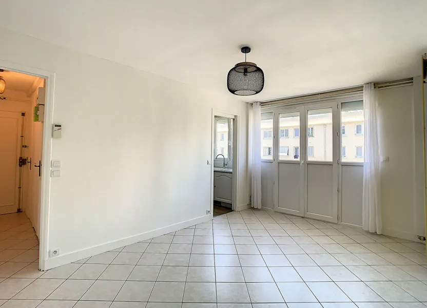Flat Avenue du Général Leclerc in Maisons-Alfort