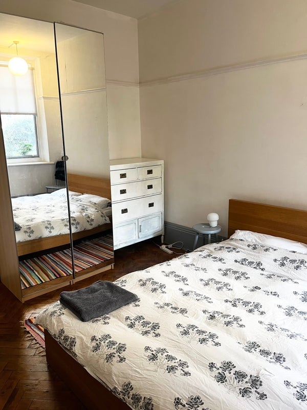 Room Sutton Lane North in Greater London
