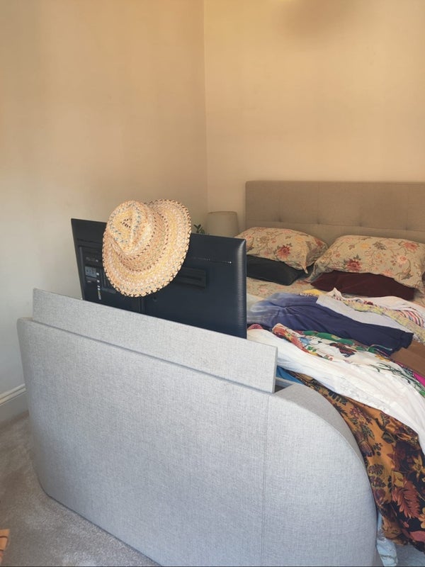 Flat Mitcham Park in London