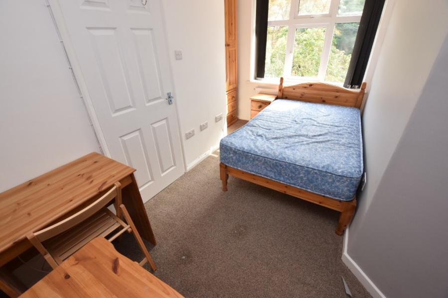 Room London Road in Far Cotton
