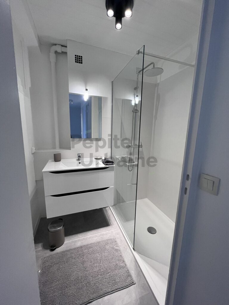 Flat Rue d'Allonville in Nantes