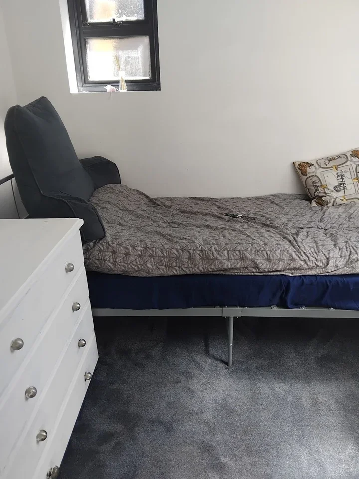 Room Denham Road in Borough of Runnymede