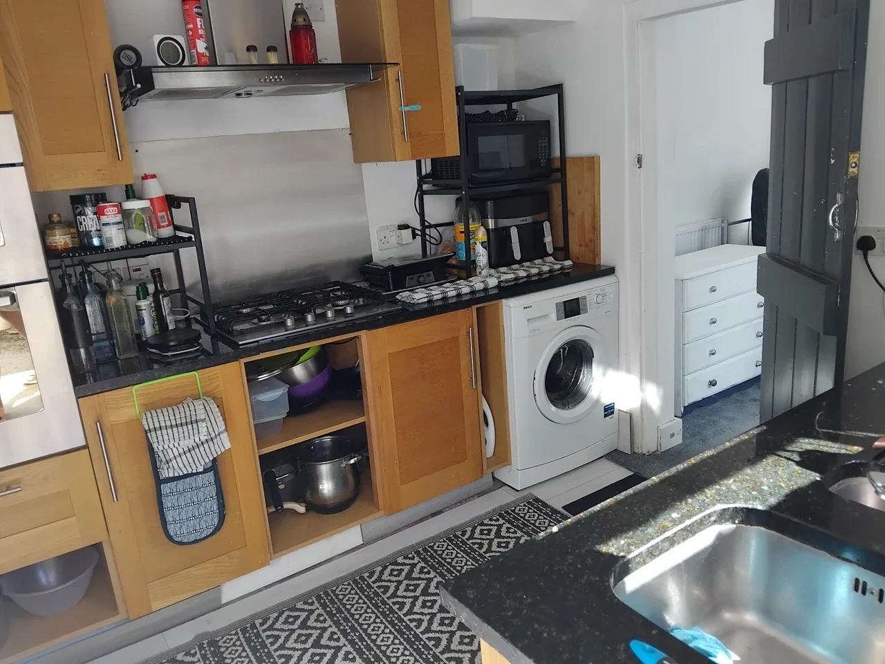 Room Denham Road in Borough of Runnymede