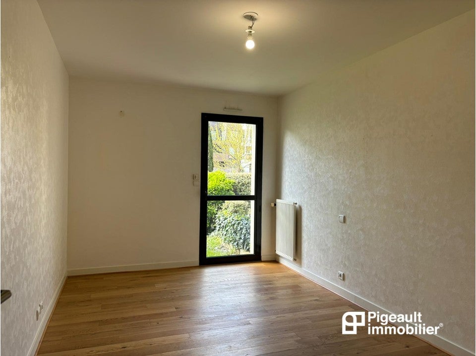 Appartement Rue du Champ Sévigné à Saint-Grégoire