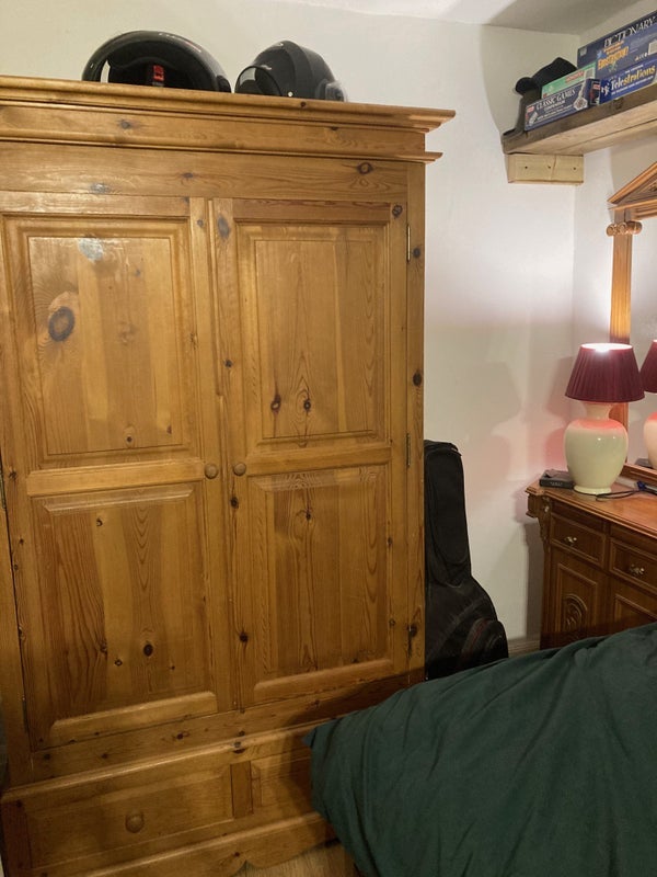 Room Hampden Way in Greater London