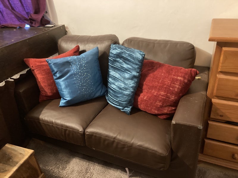 Room Hampden Way in Greater London