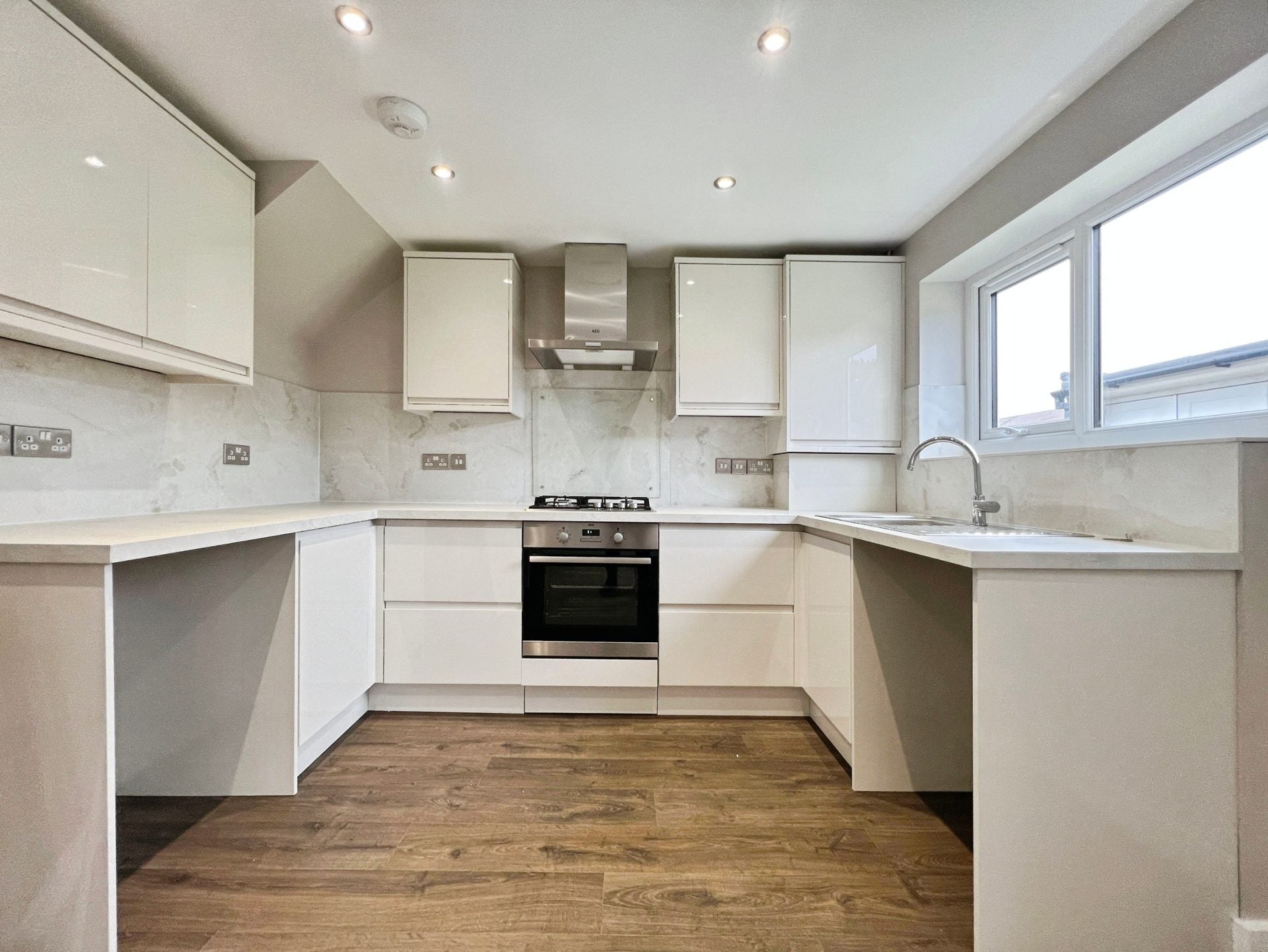 House Higher Ridings in Bolton