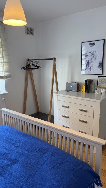 Room Redwald Road in Greater London