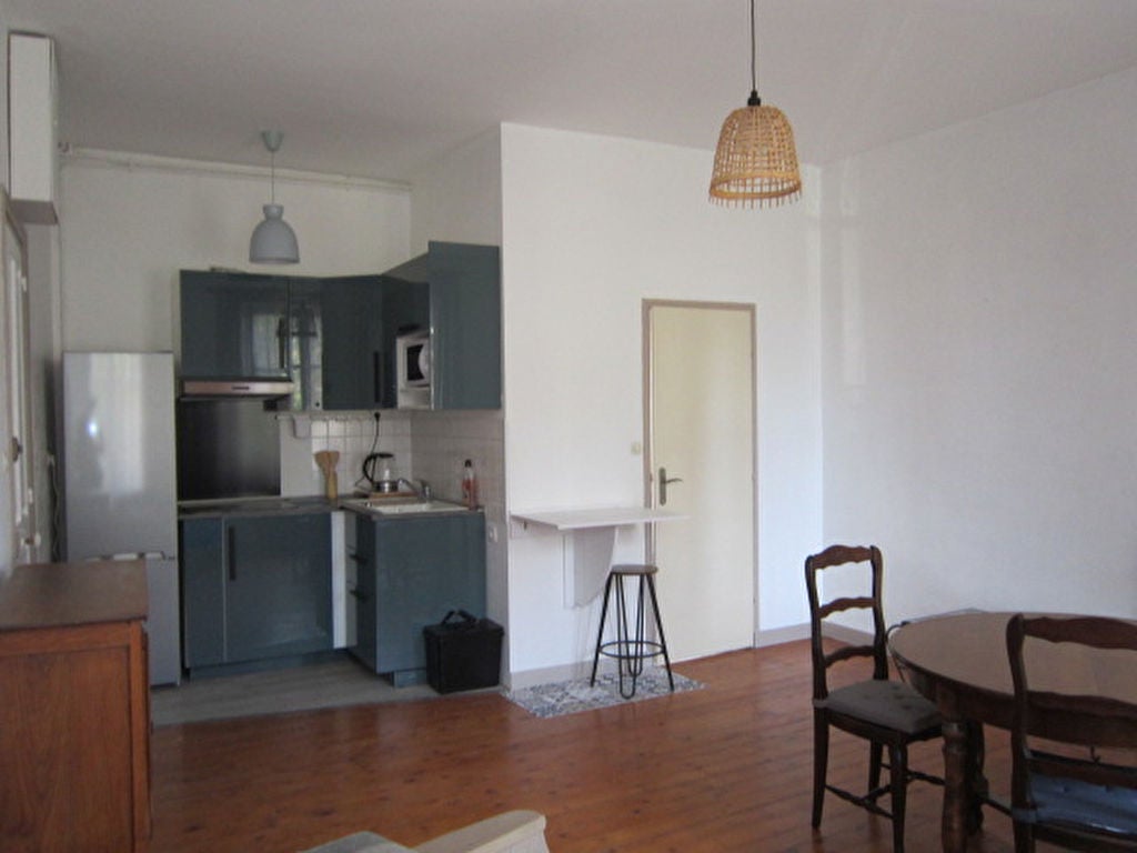 Flat Rue du Colonel Dumont Saint-Priest in Fontenay-le-Comte