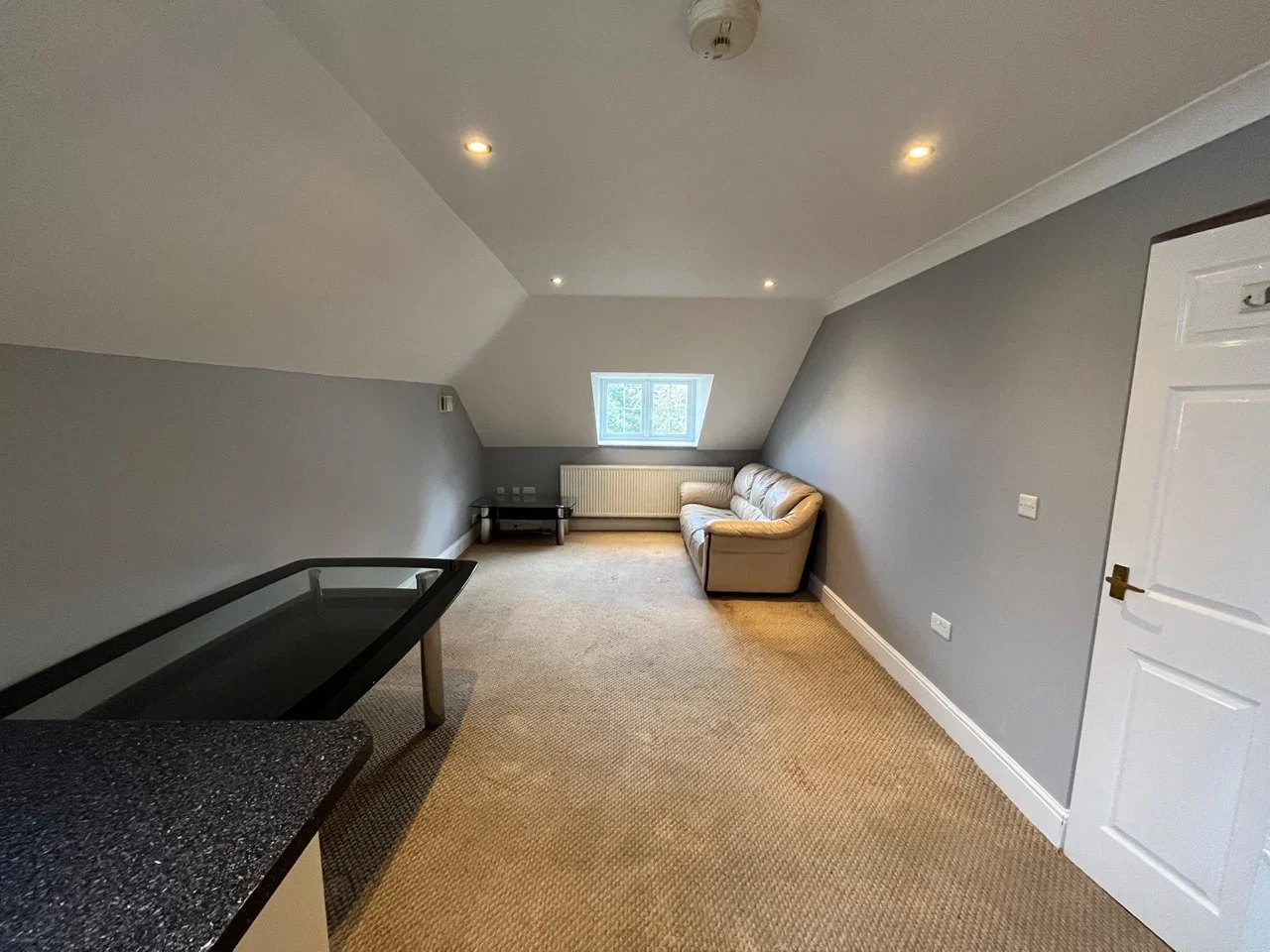 Flat Concorde Close in Greater London