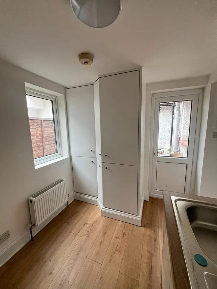 Flat The Vale in Greater London