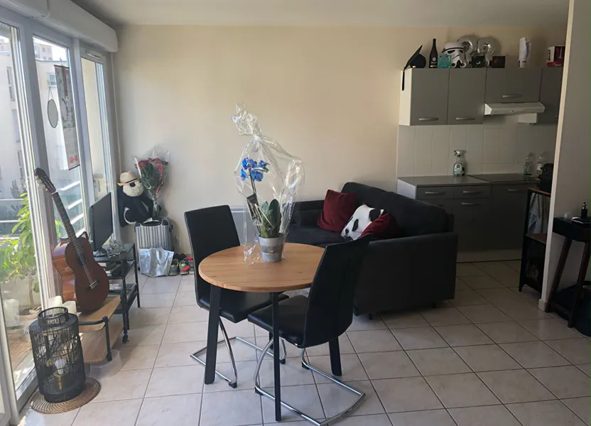 Appartement Rue Pierre Loti à Villeurbanne