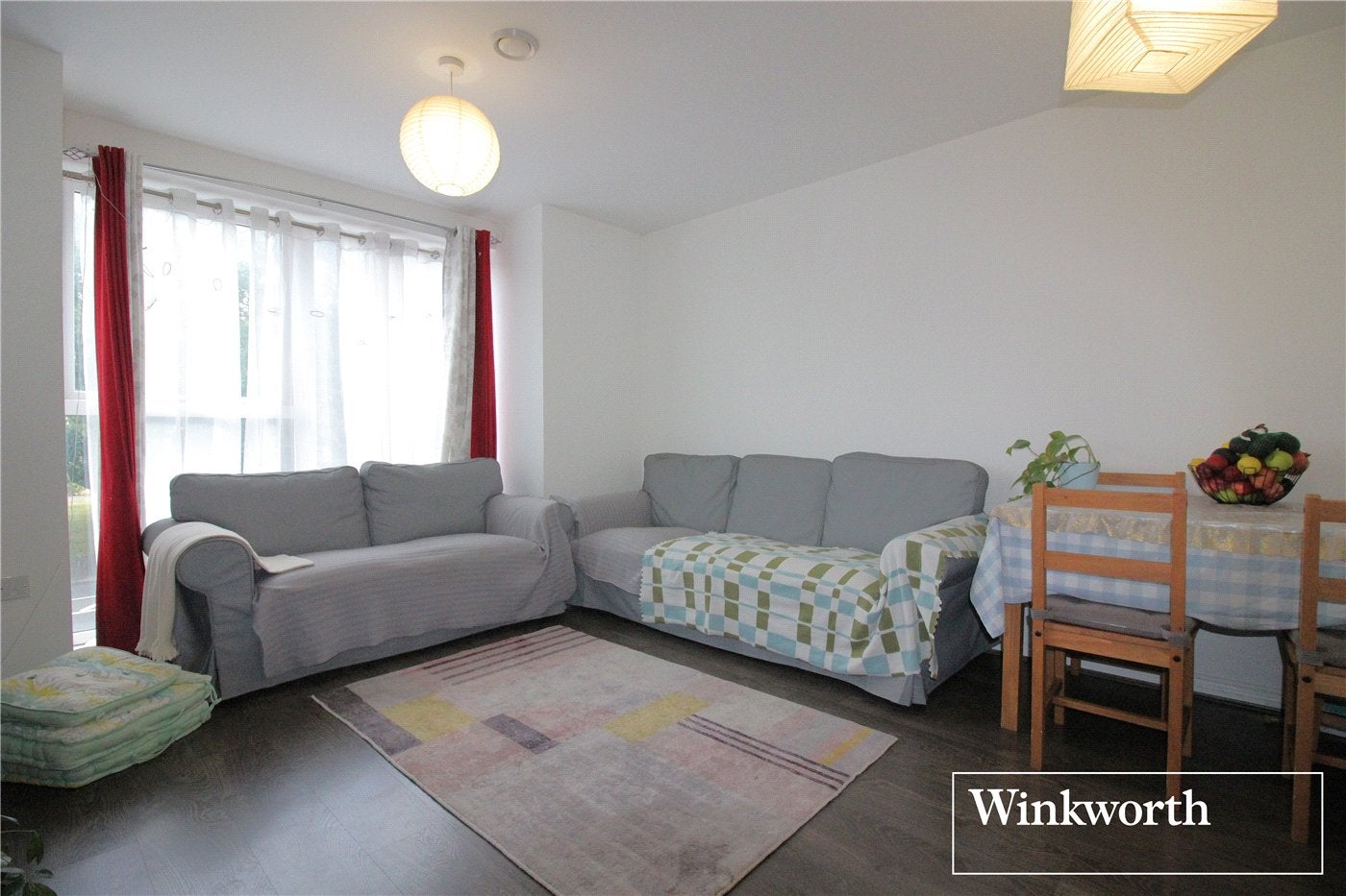 Flat Elstree Way in Hertsmere