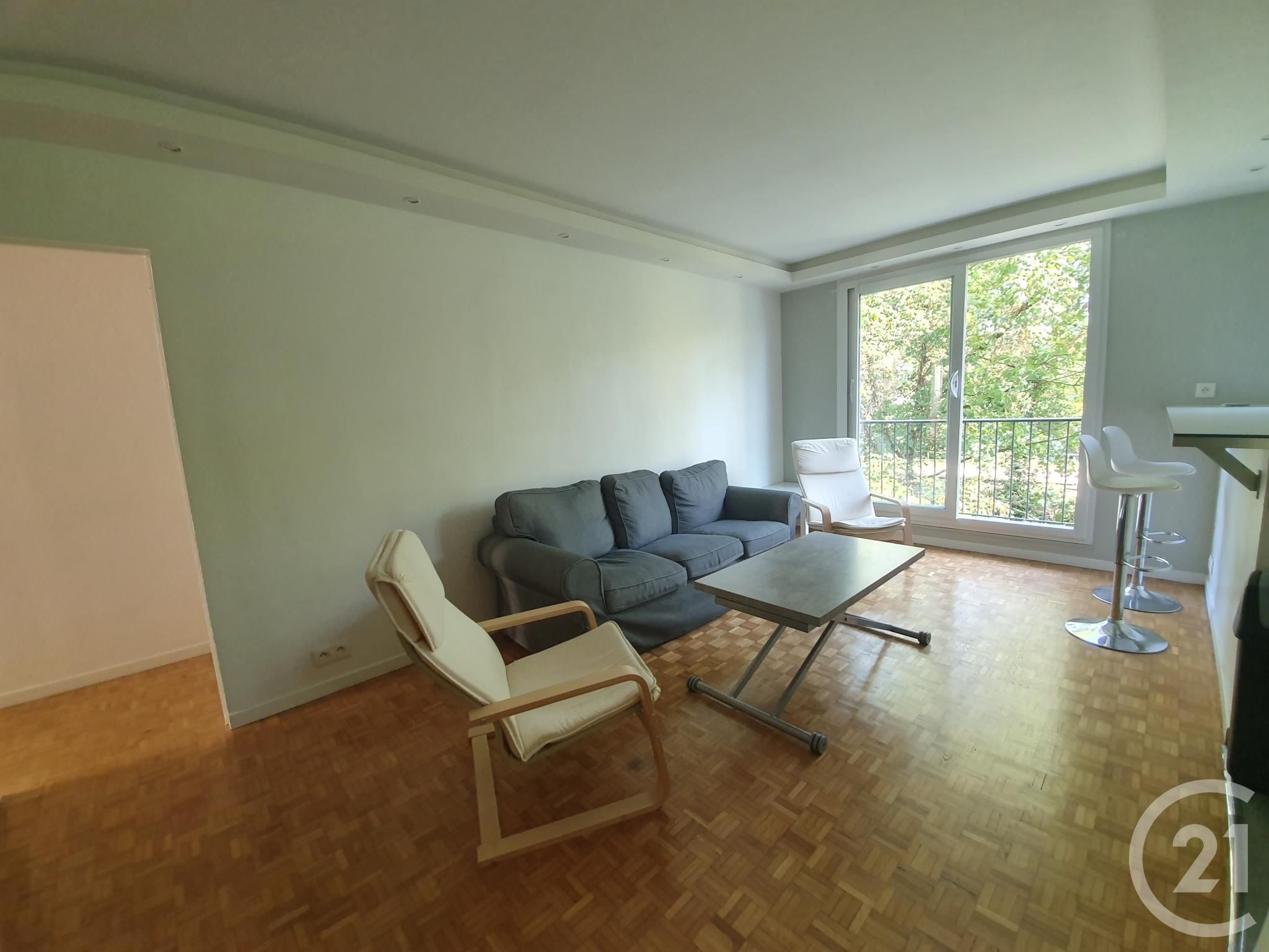 Appartement Rue du Hameau à Paris