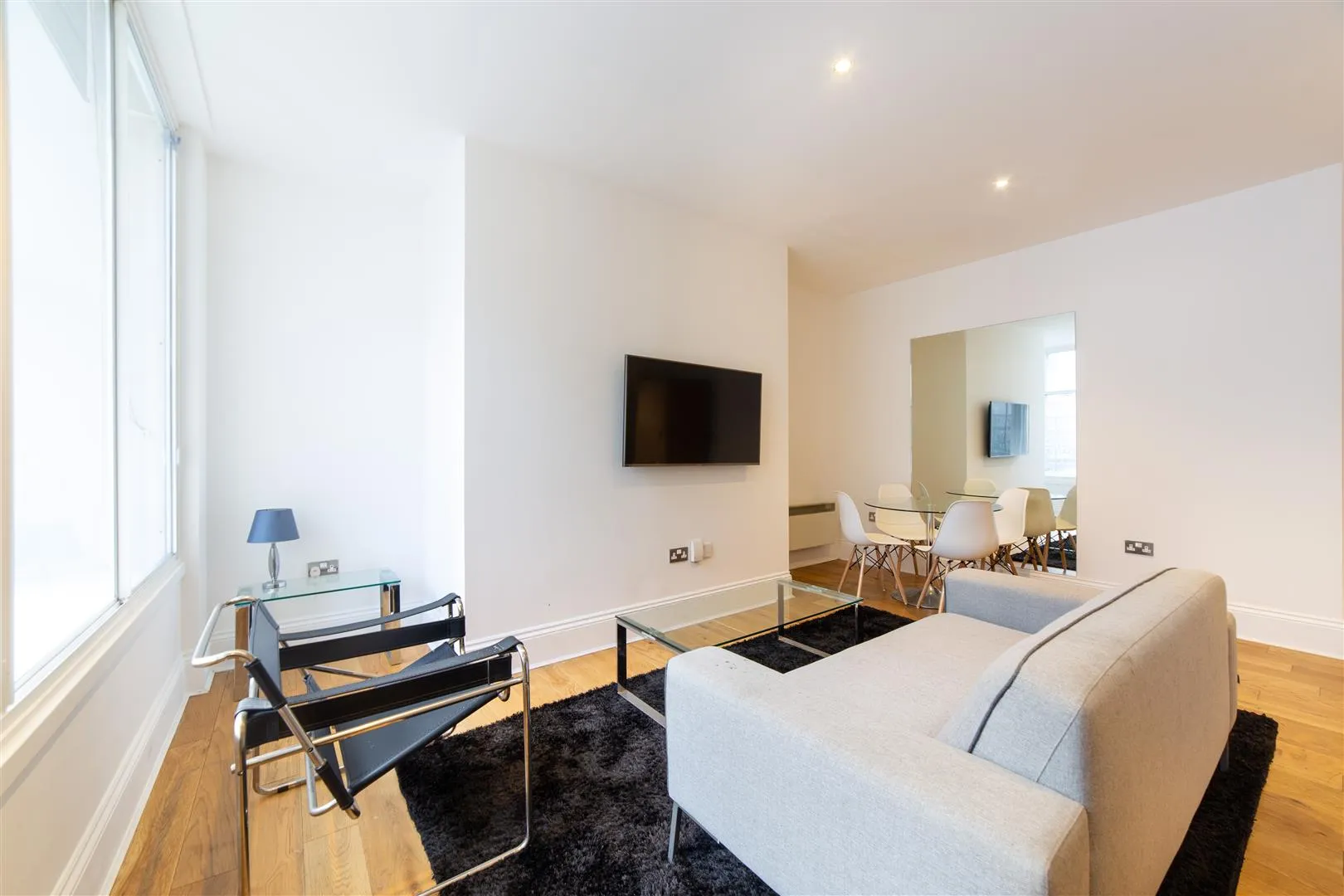 Flat Grainger Street in Newcastle upon Tyne