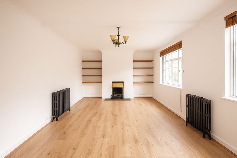 Flat Belsize Road in Greater London