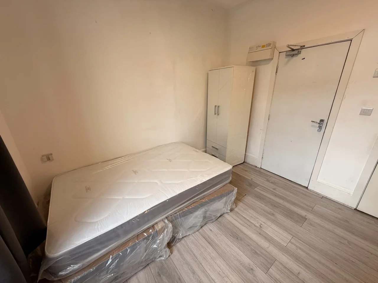 Flat Mulgrave Road in Greater London