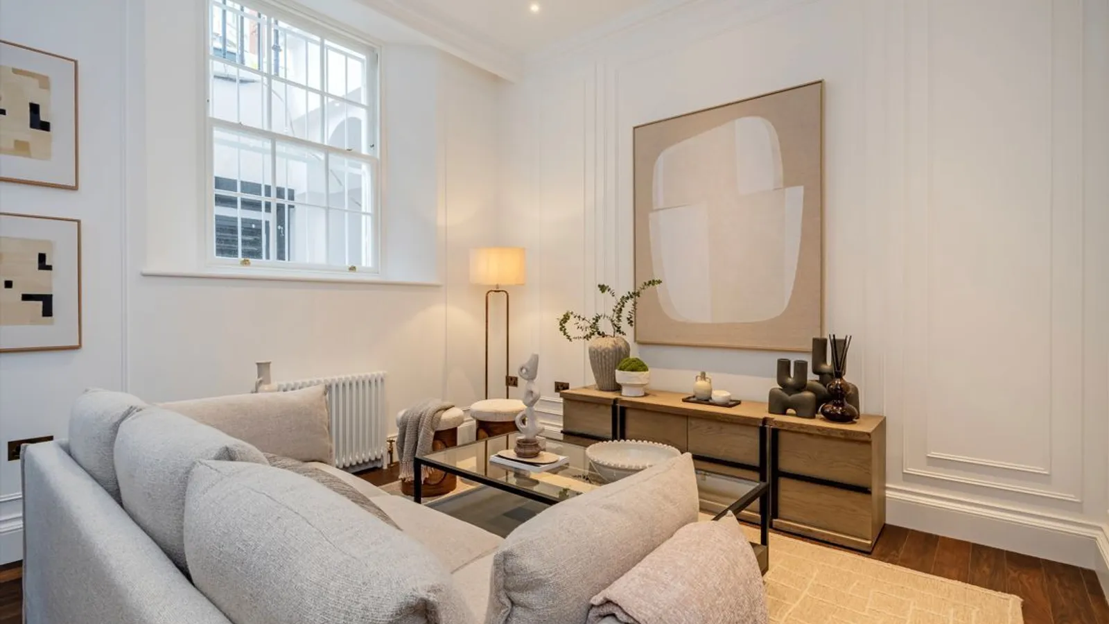 Flat Charles Street in City of Westminster
