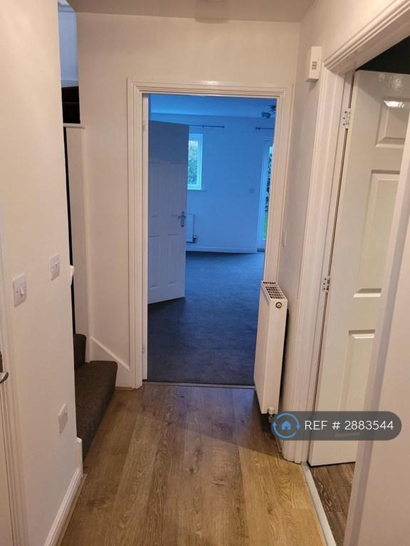 House Kilndown Close in Ashford