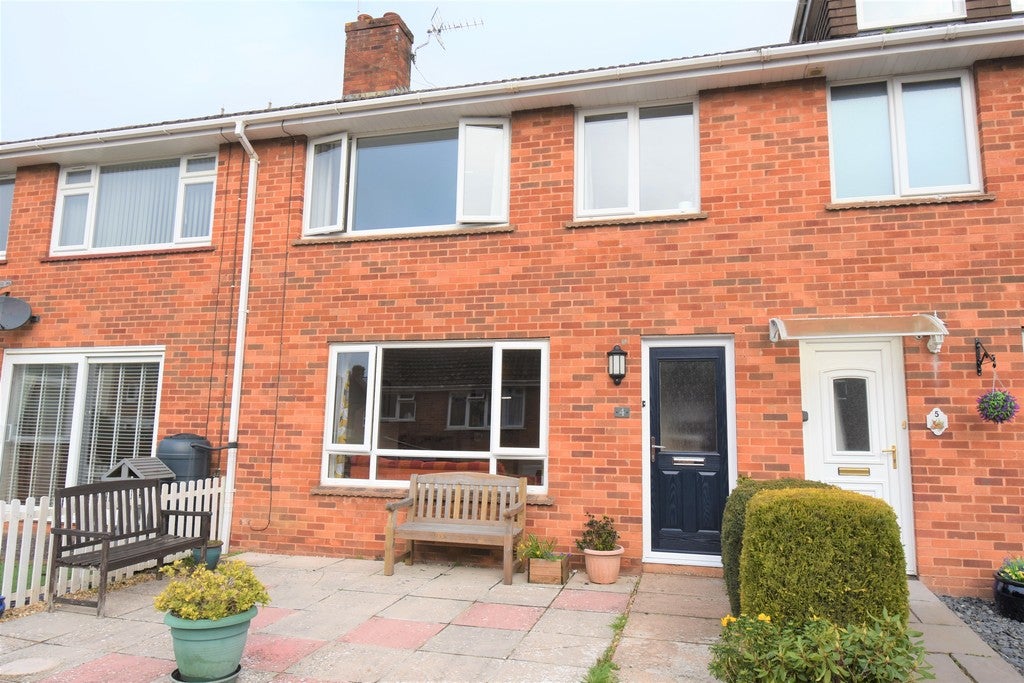 House Fowey Close in Exeter