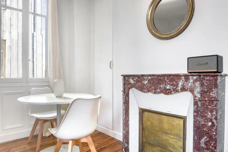 Flat Rue des Tournelles in Paris